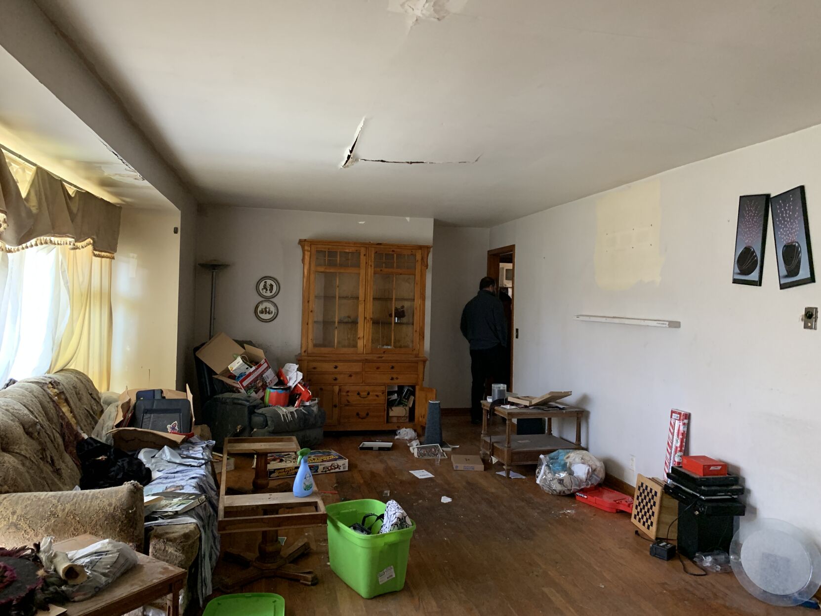 New Again Fairlawn Living Room Before.JPG